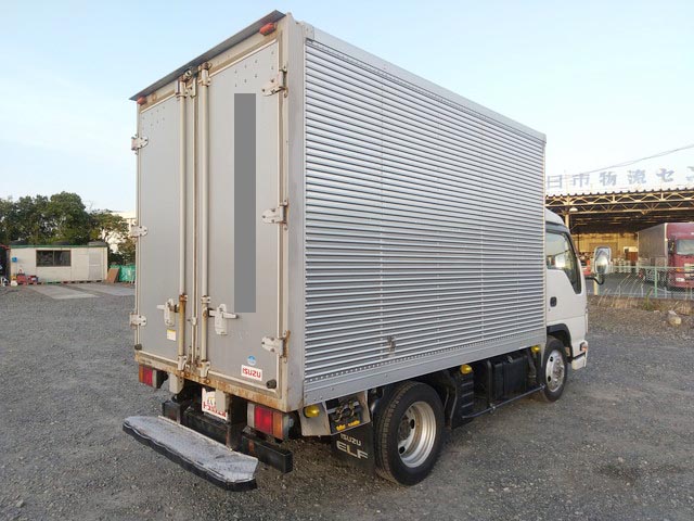 いすゞエルフアルミバン小型（2t・3t）[写真02]