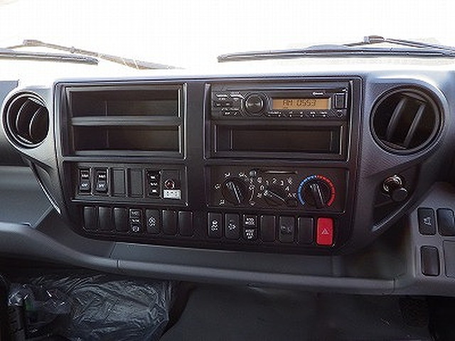 日野デュトロアルミバン小型（2t・3t）[写真08]