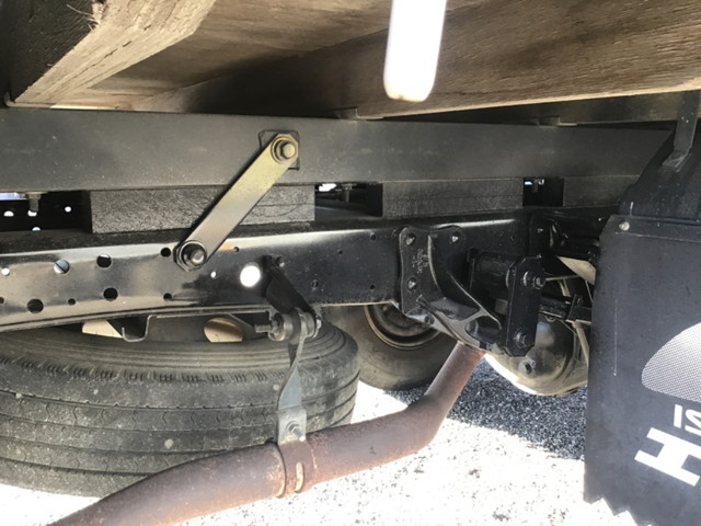 いすゞエルフクレーン4段小型（2t・3t）[写真13]