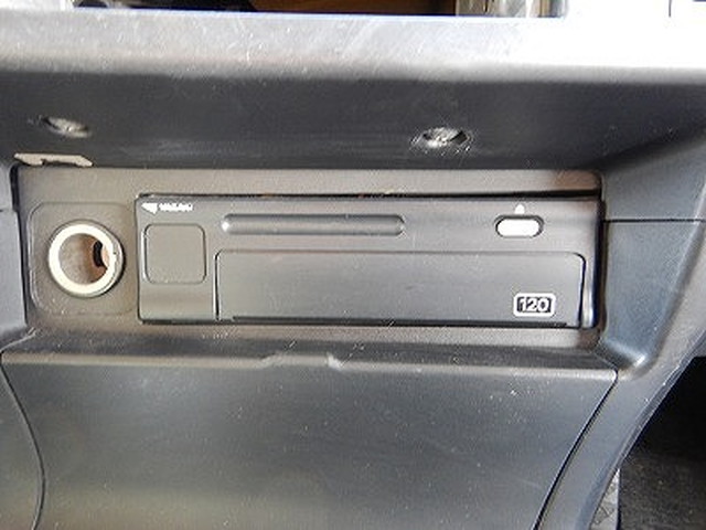 三菱ふそうスーパーグレートアルミウイング大型（10t）[写真14]