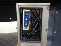 三菱ふそうスーパーグレートアルミウイング大型（10t）[写真28]