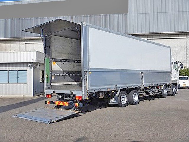 三菱ふそうスーパーグレートアルミウイング大型（10t）[写真04]