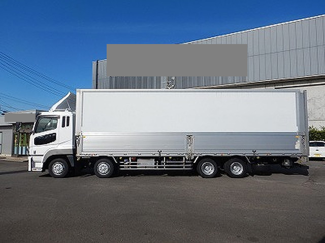 三菱ふそうスーパーグレートアルミウイング大型（10t）[写真08]