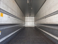 三菱ふそうスーパーグレートアルミウイング大型（10t）[写真09]