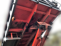 UDトラックスクオンダンプ大型（10t）[写真15]