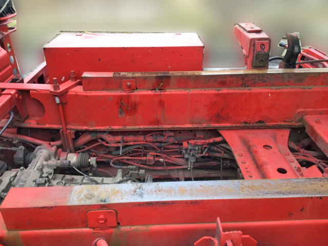 UDトラックスクオンダンプ大型（10t）[写真21]