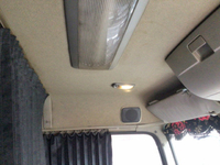 UDトラックスクオンダンプ大型（10t）[写真31]