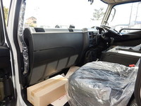 三菱ふそうファイターアルミブロック中型（4t）[写真12]