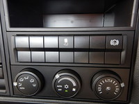 三菱ふそうファイターアルミブロック中型（4t）[写真17]