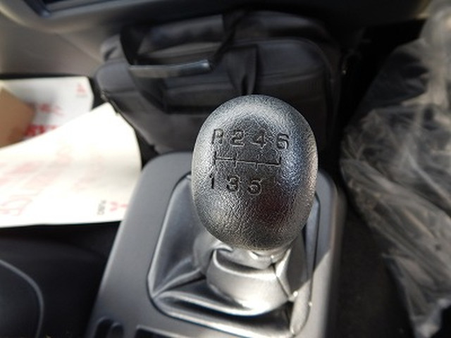 三菱ふそうファイターアルミブロック中型（4t）[写真20]