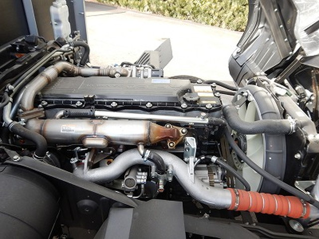 三菱ふそうファイターアルミブロック中型（4t）[写真33]