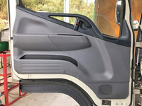 三菱ふそうキャンターガッツ冷凍車（冷蔵車）小型（2t・3t）[写真25]