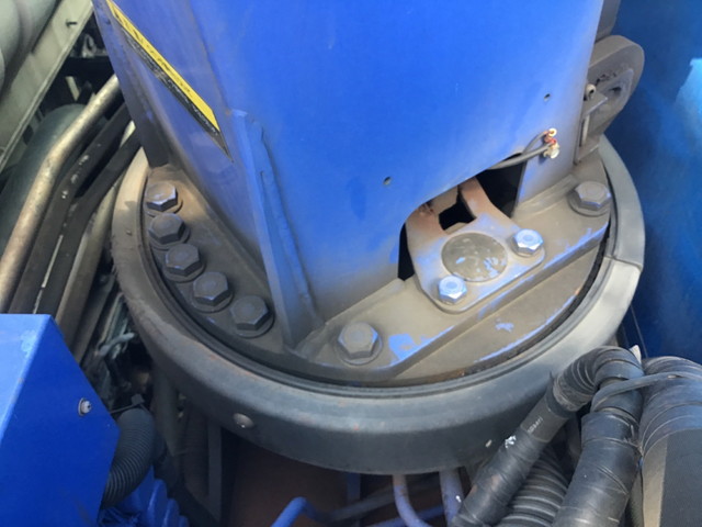 いすゞエルフクレーン6段小型（2t・3t）[写真12]