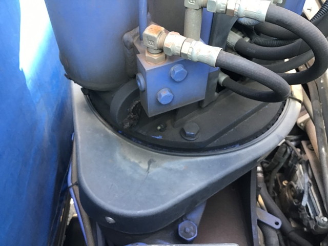 いすゞエルフクレーン6段小型（2t・3t）[写真13]