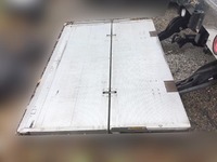 いすゞフォワード冷凍車（冷蔵車）中型（4t）[写真06]