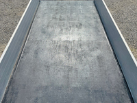 マツダタイタン平ボディ小型（2t・3t）[写真13]