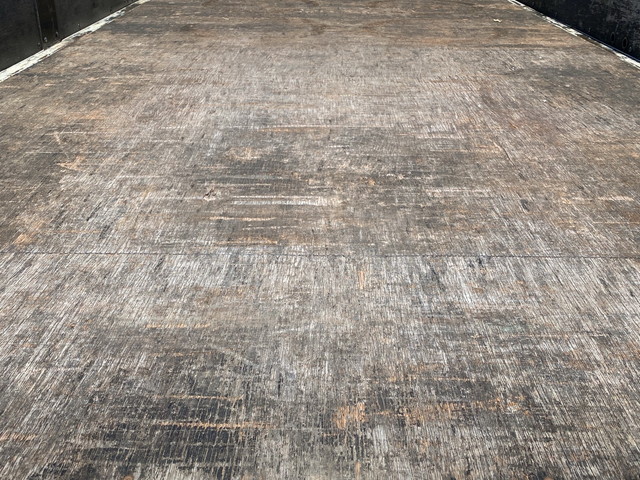 日野デュトロ平ボディ小型（2t・3t）[写真13]