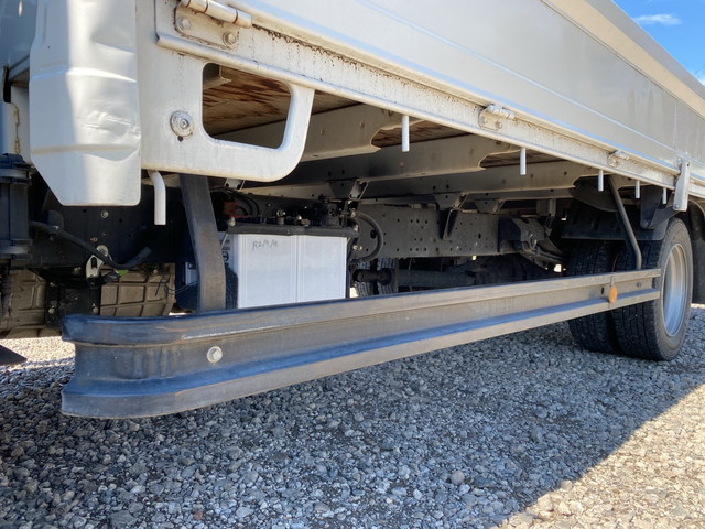 日野デュトロ平ボディ小型（2t・3t）[写真16]