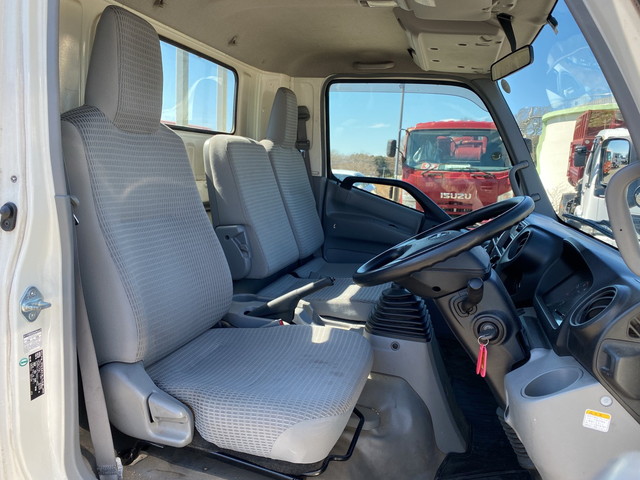 日野デュトロ平ボディ小型（2t・3t）[写真29]