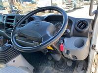 日野デュトロ平ボディ小型（2t・3t）[写真30]