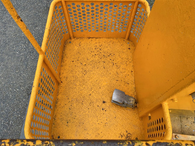 三菱ふそうキャンター高所作業車小型（2t・3t）[写真14]