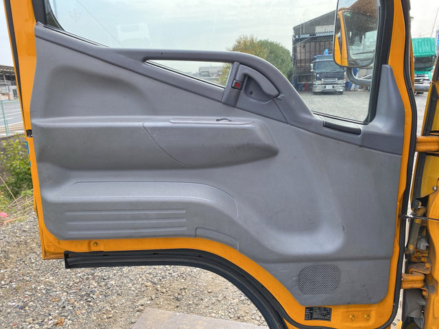 三菱ふそうキャンター高所作業車小型（2t・3t）[写真28]