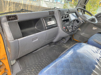 三菱ふそうキャンター高所作業車小型（2t・3t）[写真33]