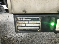 いすゞフォワード冷凍車（冷蔵車）中型（4t）[写真11]