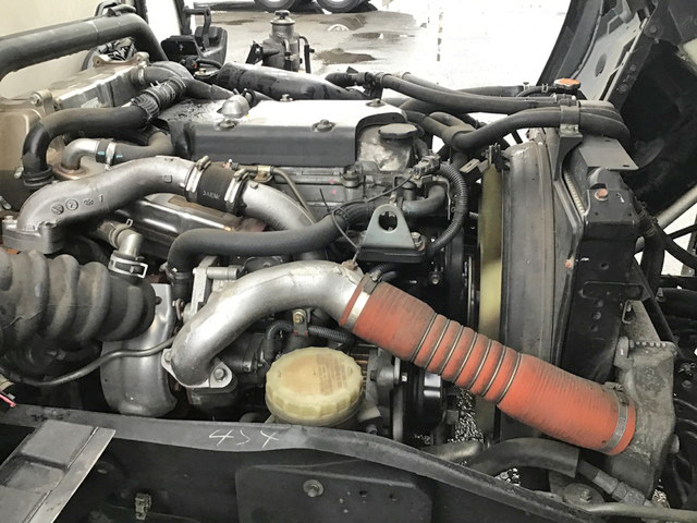 いすゞフォワード冷凍車（冷蔵車）中型（4t）[写真15]