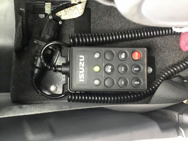 いすゞフォワード冷凍車（冷蔵車）中型（4t）[写真20]