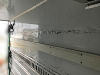 いすゞフォワード冷凍車（冷蔵車）中型（4t）[写真05]