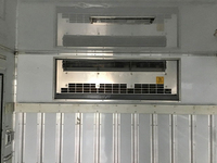 いすゞフォワード冷凍車（冷蔵車）中型（4t）[写真06]