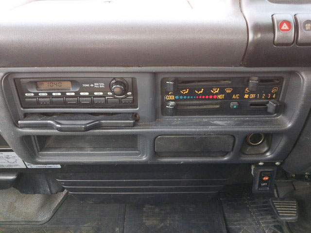 マツダタイタン平ボディ小型（2t・3t）[写真38]