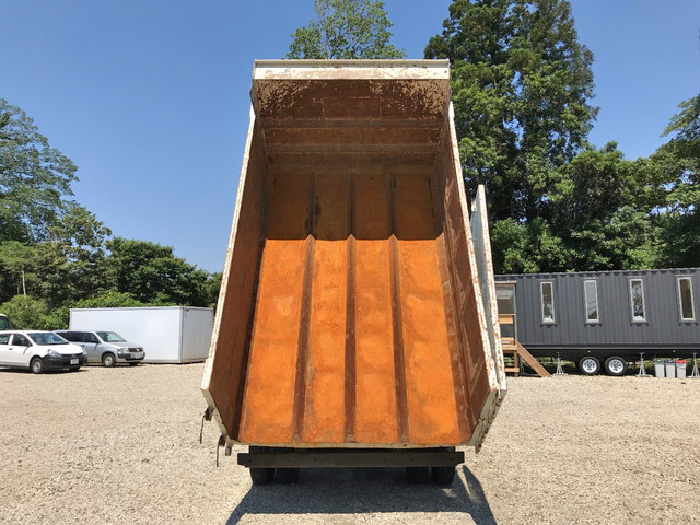 いすゞフォワード深ダンプ（土砂禁ダンプ）中型（4t）[写真12]