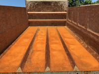 いすゞフォワード深ダンプ（土砂禁ダンプ）中型（4t）[写真13]