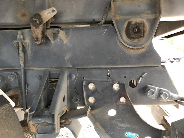 いすゞフォワード深ダンプ（土砂禁ダンプ）中型（4t）[写真22]