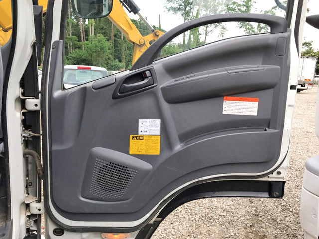 いすゞフォワード深ダンプ（土砂禁ダンプ）中型（4t）[写真30]