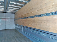 日野レンジャーアルミウイング中型（4t）[写真14]