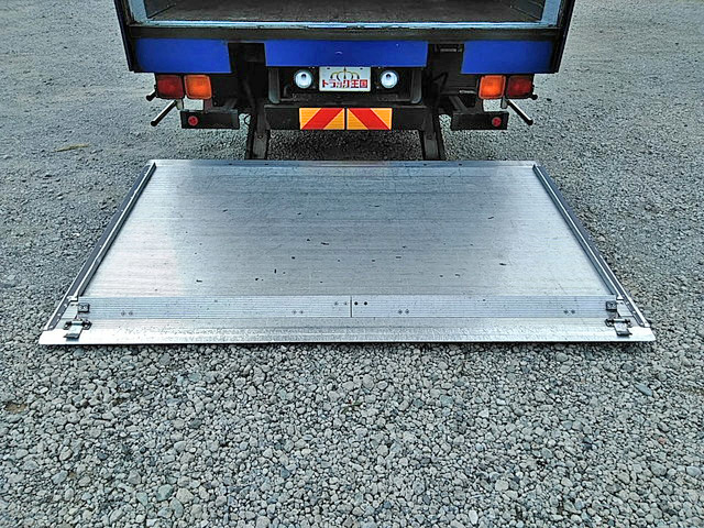 日野レンジャーアルミウイング中型（4t）[写真18]