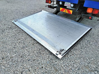 日野レンジャーアルミウイング中型（4t）[写真19]