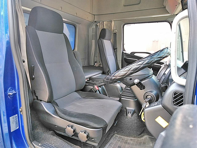 日野レンジャーアルミウイング中型（4t）[写真30]