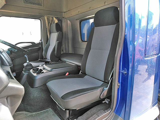 日野レンジャーアルミウイング中型（4t）[写真32]