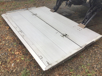 いすゞフォワード冷凍車（冷蔵車）中型（4t）[写真03]