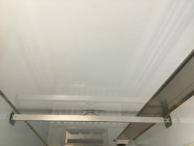 いすゞフォワード冷凍車（冷蔵車）中型（4t）[写真06]