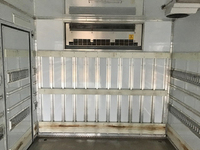 いすゞフォワード冷凍車（冷蔵車）中型（4t）[写真07]