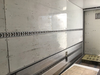 日野プロフィアアルミウイング大型（10t）[写真03]