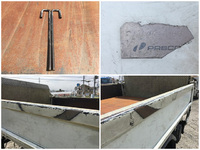 三菱ふそうキャンター平ボディ小型（2t・3t）[写真14]