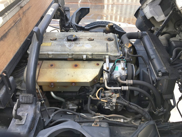 三菱ふそうキャンター平ボディ小型（2t・3t）[写真25]