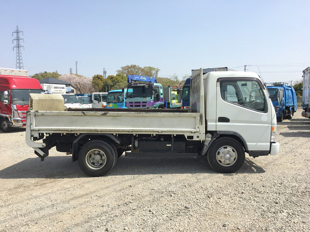 三菱ふそうキャンター平ボディ小型（2t・3t）[写真06]
