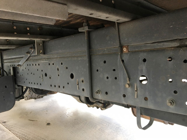 いすゞエルフアルミバン小型（2t・3t）[写真18]